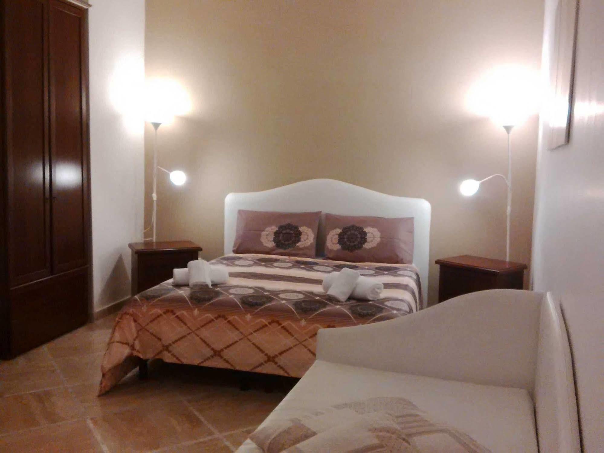 Sorrento Town Suites Eksteriør billede